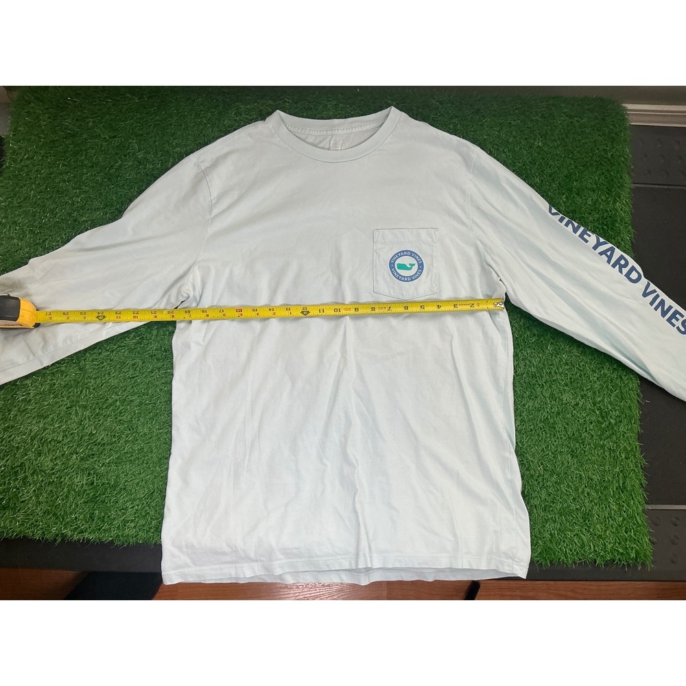 Vineyard Vines Womens Medium Light Blue Long Sleeve Whale Logo Pocket T-Shirt